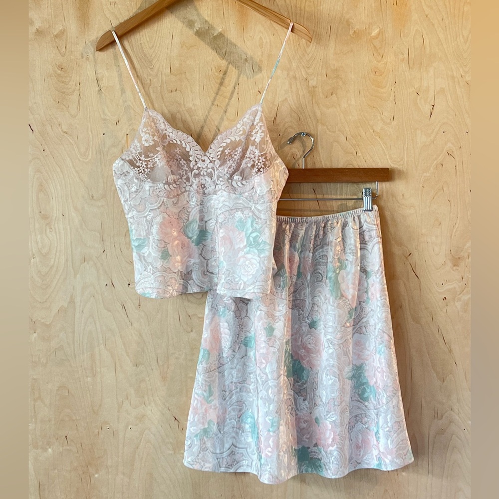 DreamTime Vintage Slip Set in Pastel Pink Peach Lace Large Bridal Lingerie